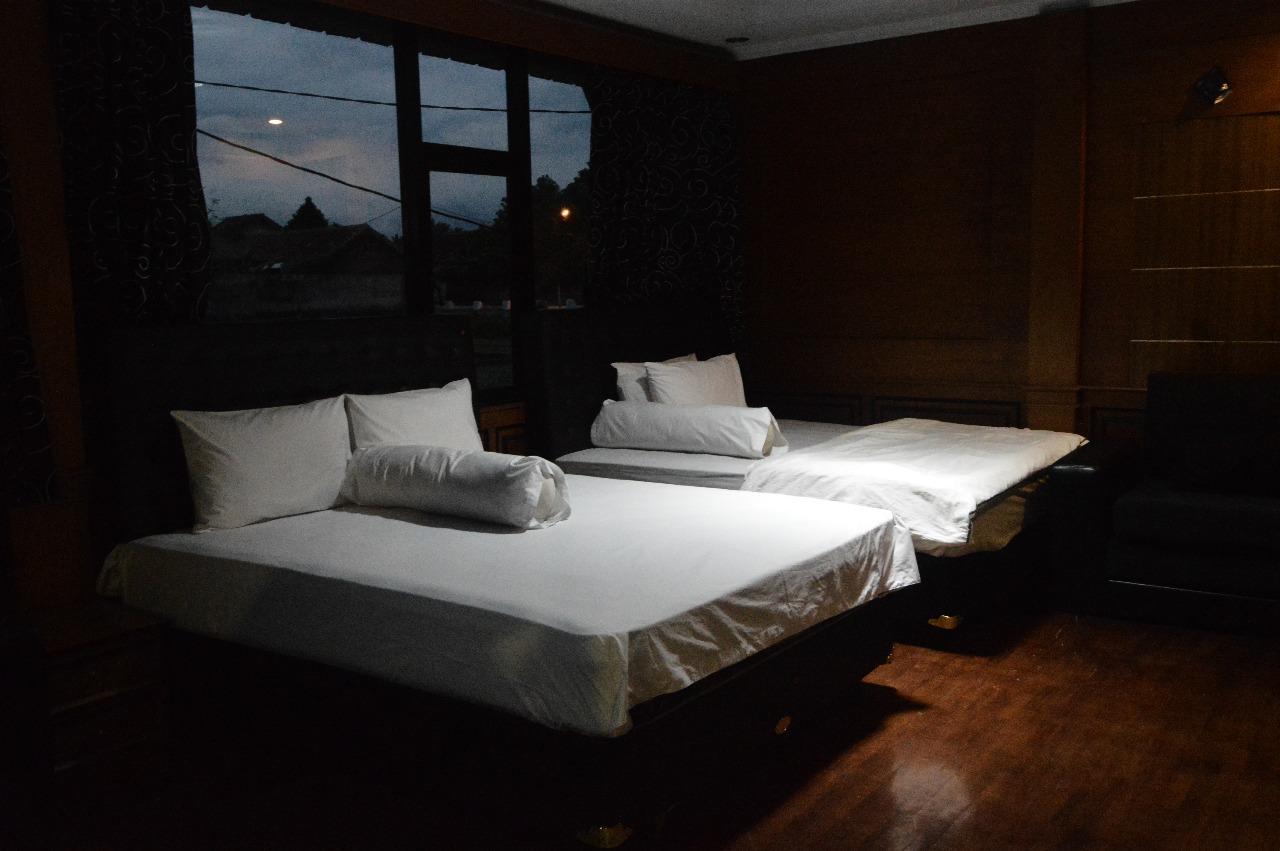 Villa Buleud Garut Buitenkant foto